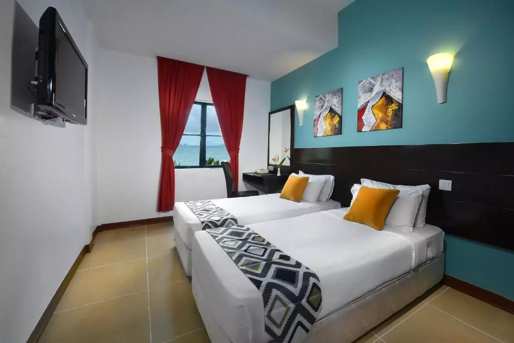 Bella Vista Waterfront Resort